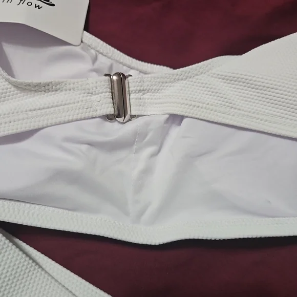 White Bikini Set - Picture 3 of 8